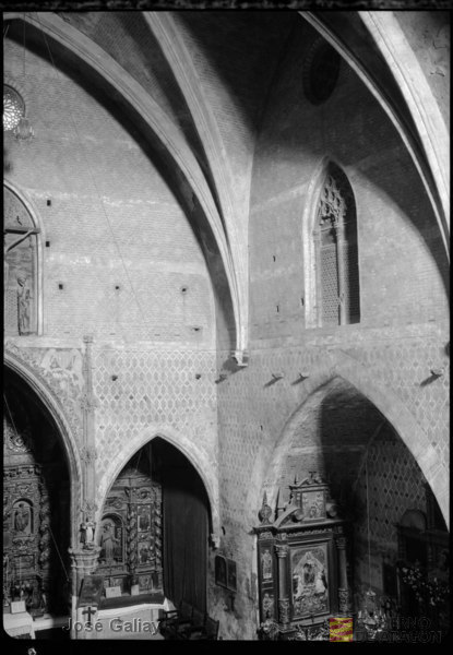 Torralba de Ribota (Zaragoza). Iglesia parroquial de San Félix. Interior .Decoración mudéjar. José Galiay Sarañana